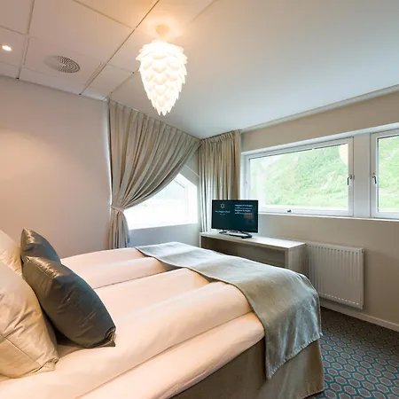 Fru Haugans Отель Мушёэн