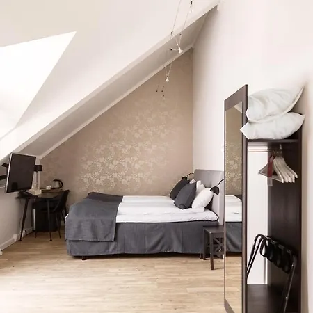 Fru Haugans Hotel 4*
