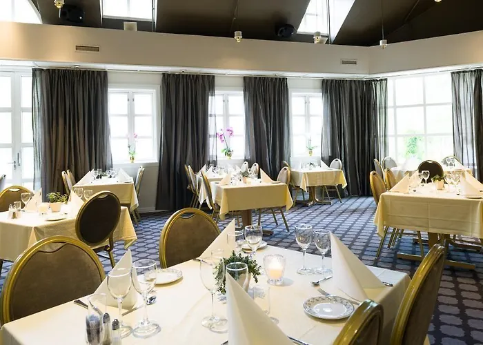 Fru Haugans Hotel 4*