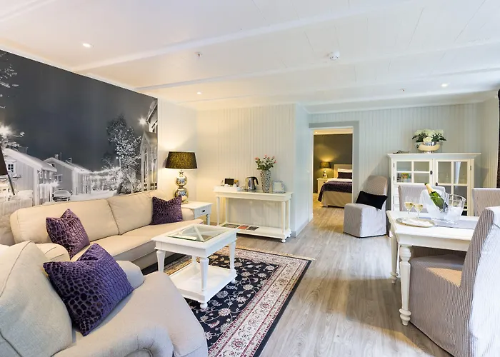 Fru Haugans Hotel 4*