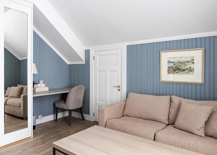 Hotel Fru Haugans 4*