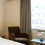 Fru Haugans 4*