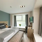 Fru Haugans Hotel 4*